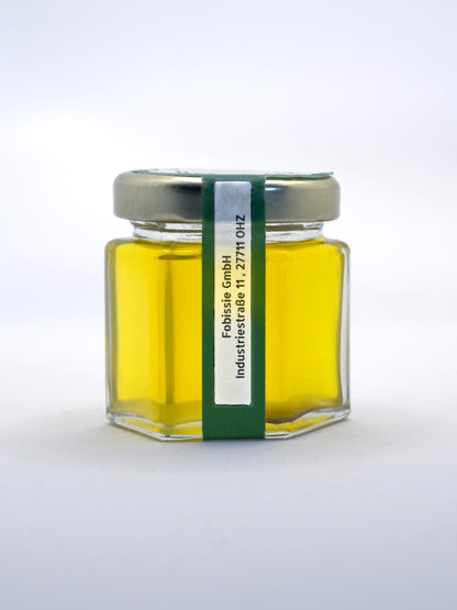 Moringa oil from Uganda (30ml sample)